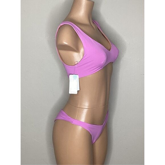 New. L*SPACE lilac teeny bikini. L-top/M-bottom. Retails $176 - Picture 4 of 9
